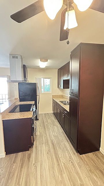 1st image of 356 Roosevelt St APT 11