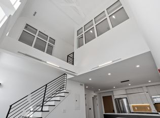 The Roe at Manayunk Apartments and Townhomes, Philadelphia, PA 19127