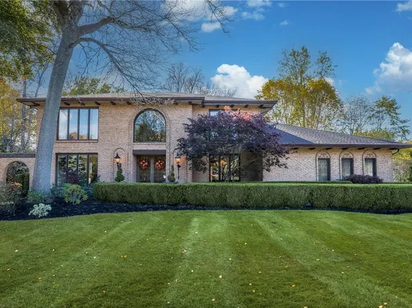 172 Crestwood Ln, Amherst, NY 14221