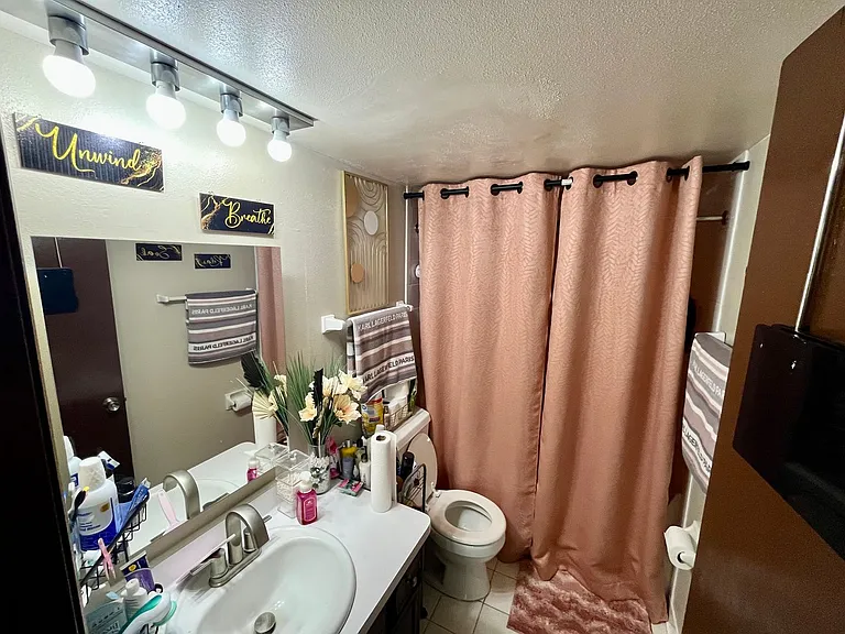 W155N11352 Sylvan Cir — Photo 18