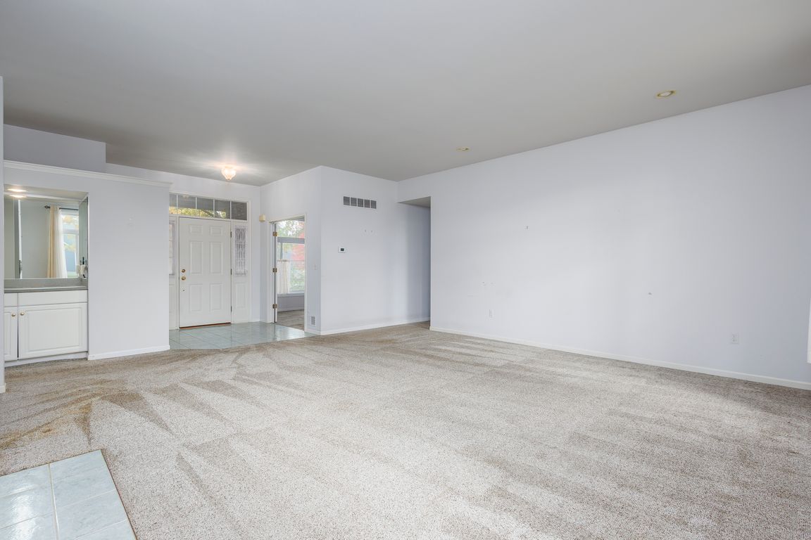 next background image