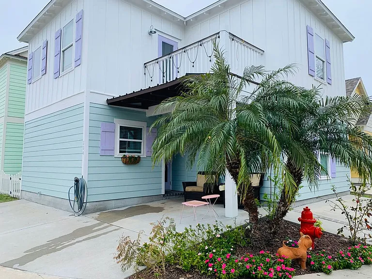 204 Sailhouse Way — Photo 1