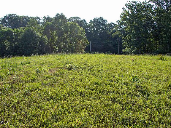 4th image of Dogwood Meadows Dr