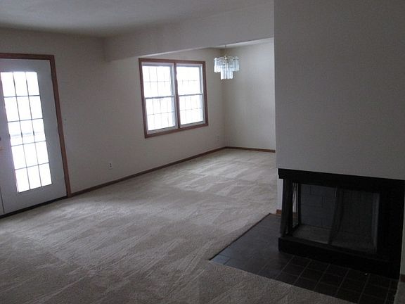3rd image of 6104 Brynwood Dr APT 5