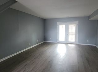 3811 S Mendenhall Rd, Memphis, TN 38115