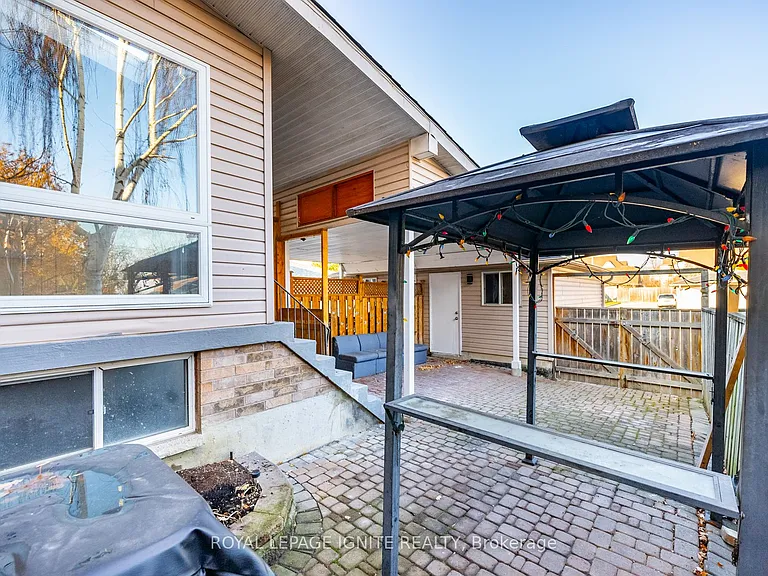176 Wright Ave #BASEMENT — Photo 10