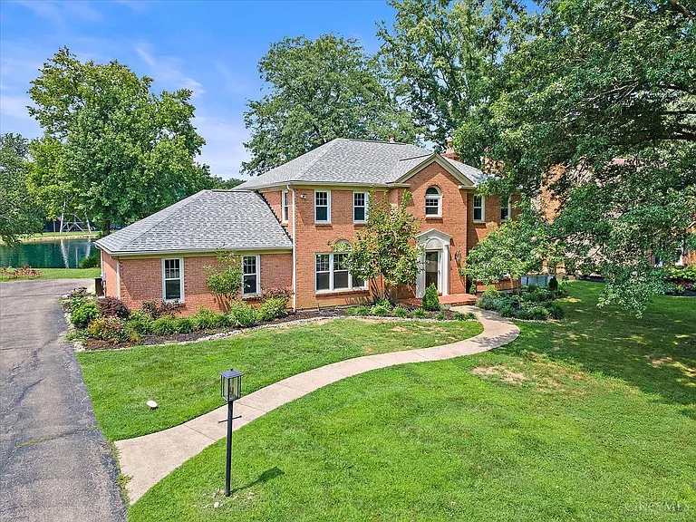 11951 Timberlake Dr — Photo 2