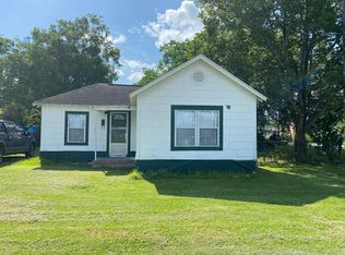 1700 Avenue H, Bay City, TX 77414