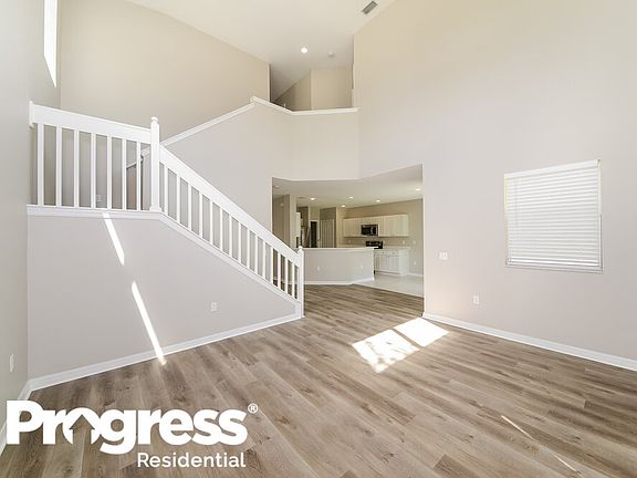 5th image of 728 Cristelle Jean Dr