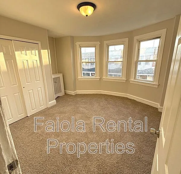 905 Keener Ave — Photo 7