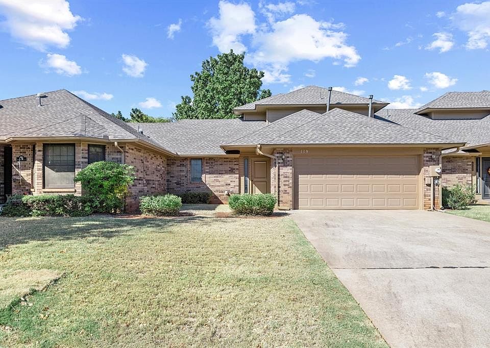 1st image of 119 Woodbridge Cir