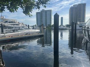 19777 E Country Club Drive, Aventura, FL 33180