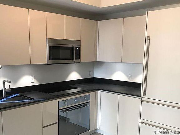 3rd image of 1010 Brickell Ave #14A