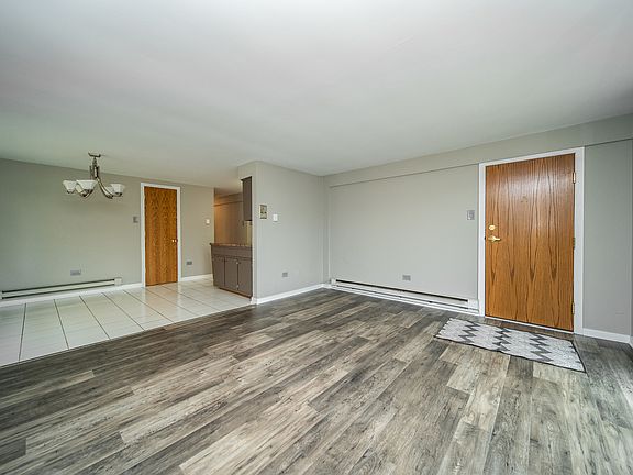 2nd image of 5737 S Kenton Ave APT 1N