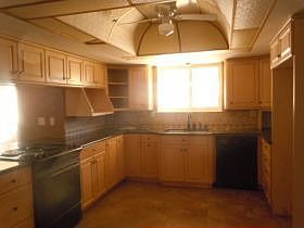 5th image of 6814 W Surrey Ave
