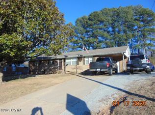 782 Natchez Trace Dr, Lexington, TN 38351