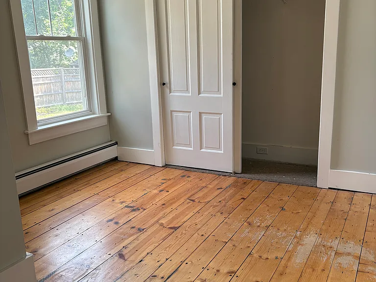 301 Maine St #1 — Photo 10