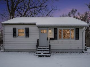 831 Clover St, Kalamazoo, MI 49008