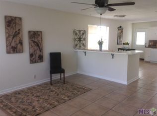 9823 Hawthorne Dr, Baton Rouge, LA 70809