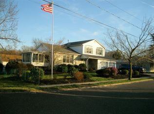 614 Dauphin St, Riverside, NJ 08075