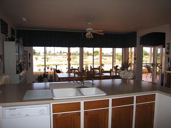 5th image of 22014 N Golf Club Dr
