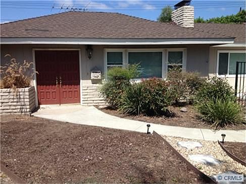 2nd image of 9826 Marian Ave