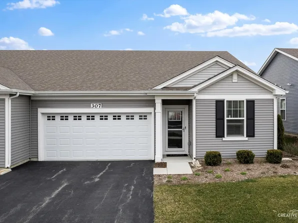 307 Sussex Ln, North Aurora, IL 60542