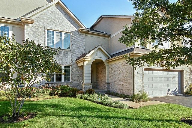 1st image of 25 Beaconsfield Ct