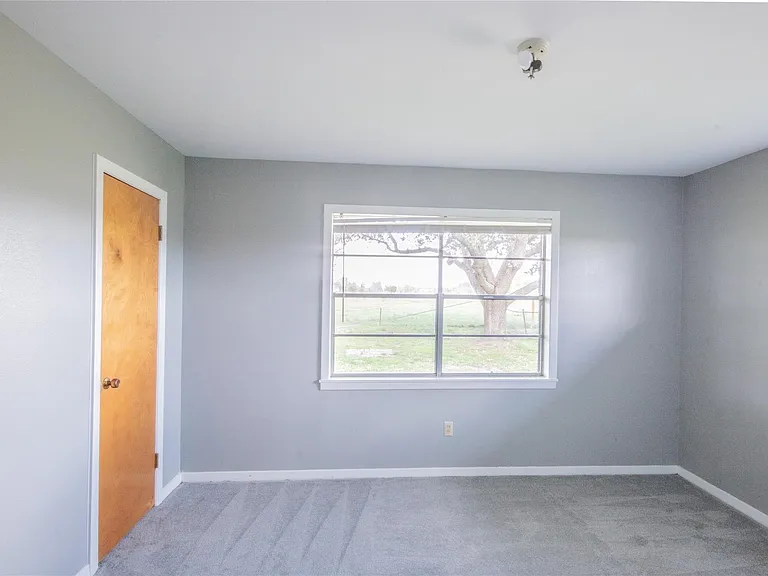 12617 FM 1887 Rd — Photo 15