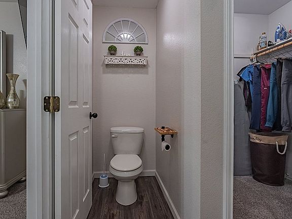 Master BR/ closet entrance