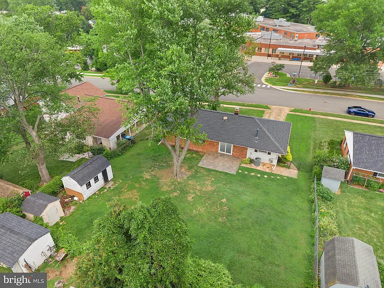 5412 Nutting Dr — Photo 3