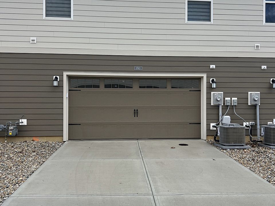 2nd image of 1763 Trinity Ln