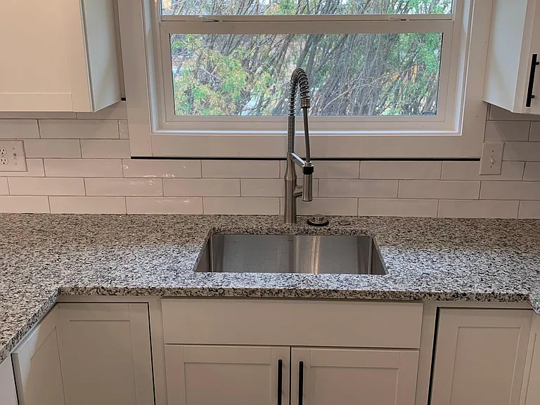 828 N Fee St — Photo 5