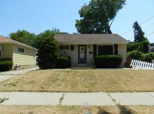 5716 N 63rd St, Milwaukee, WI 53218