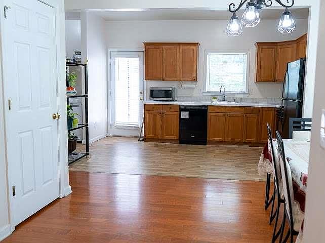 1st image of 6593 Mills Ct