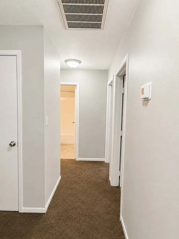 Jefferson Street Apartments — Photo 2