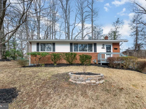 10208 Stratford Ave, Fairfax, VA 22030