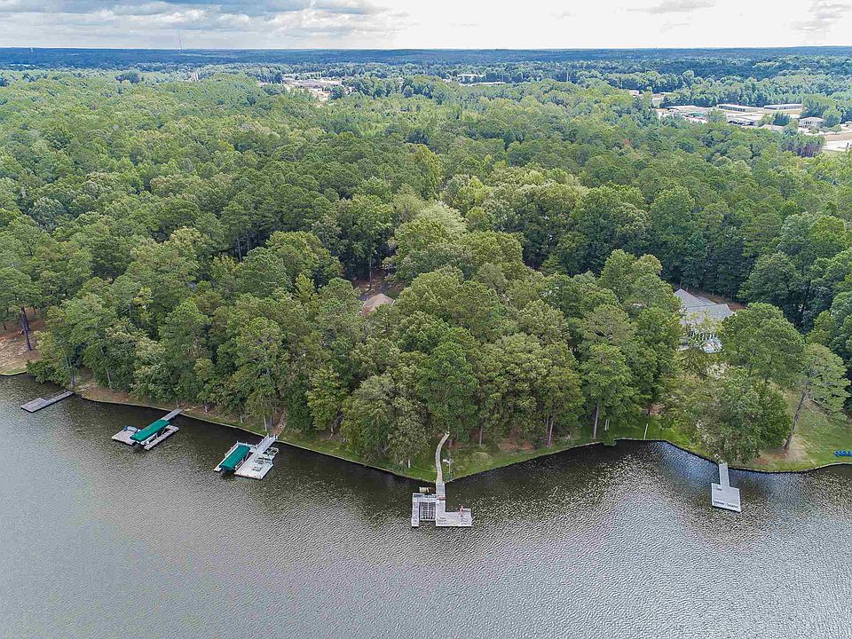 1st image of 123 Lakemore Dr