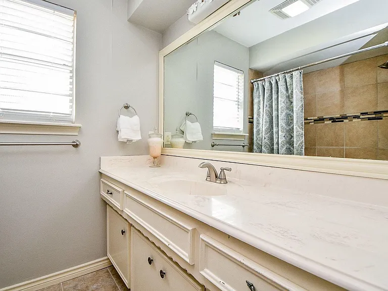 1015 Kanah Ln — Photo 24