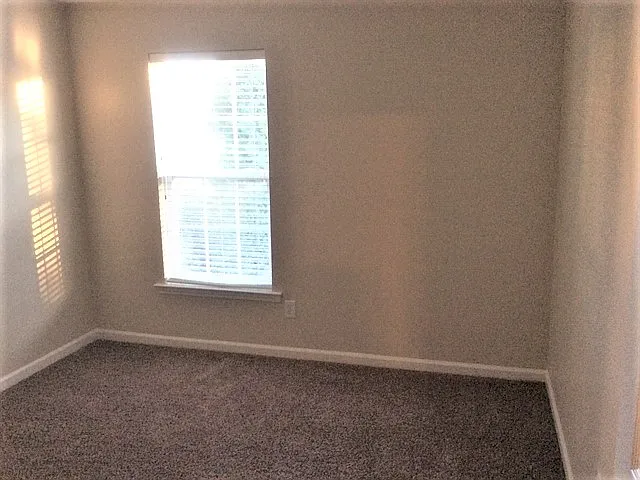 9340 Stawell Dr — Photo 12