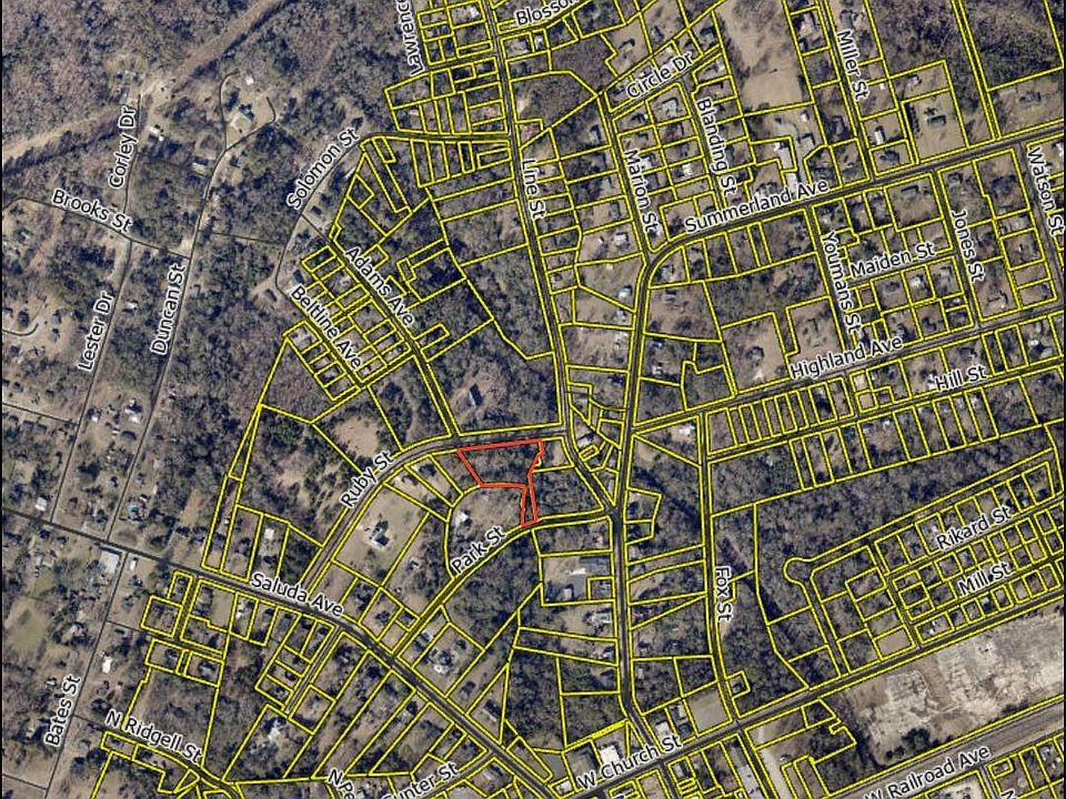 1st image of 520 Ruby St