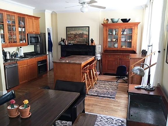5th image of 23 W 12th St APT 4R