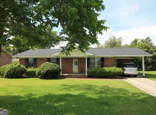 114 W 8th St, Alma, GA 31510