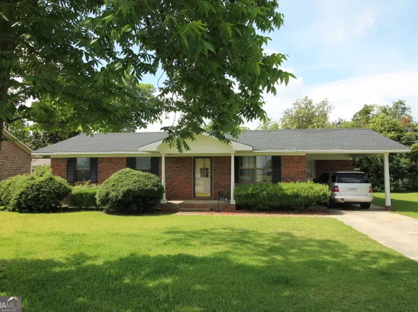 114 W 8th St, Alma, GA 31510