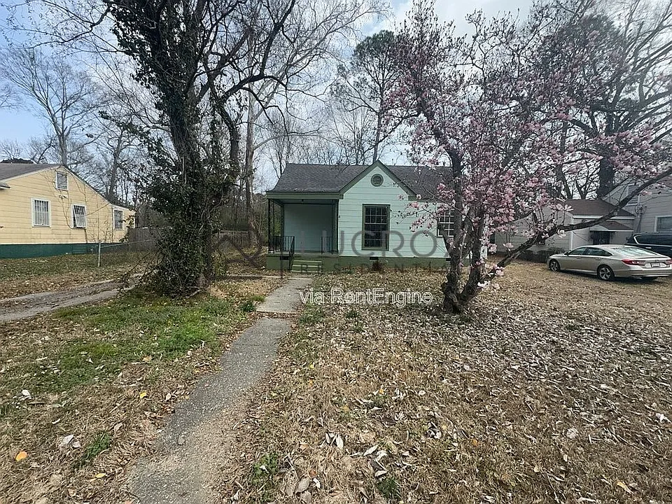 4426 Desoto St