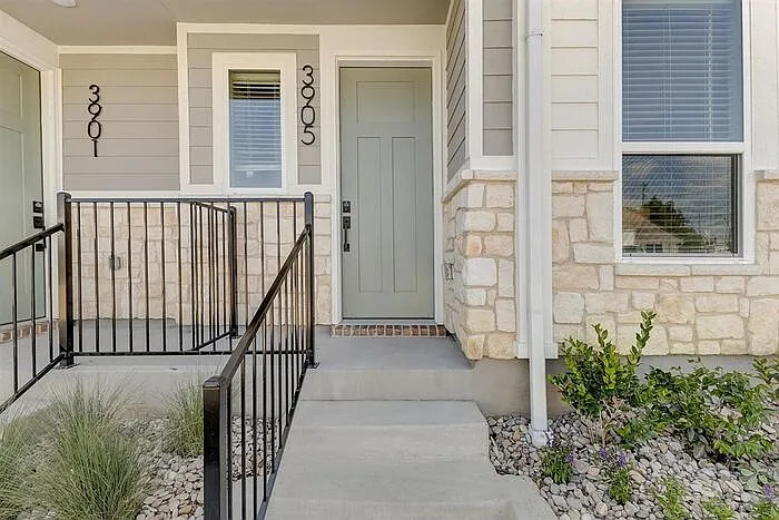 4604 Colosseum Way — Photo 16