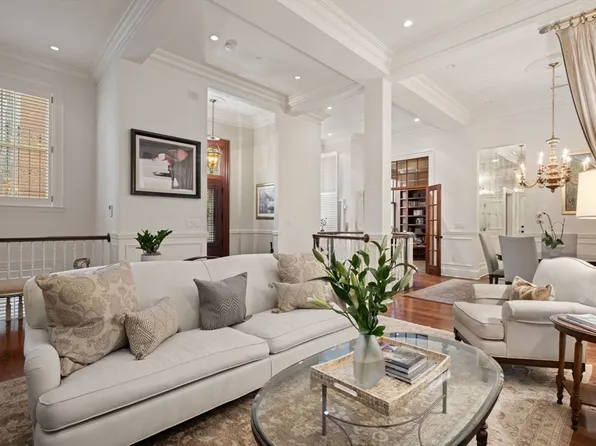 50 Beacon St APT 1, Boston, MA 02108