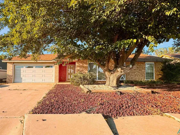 907 Hermosa Dr, Roswell, NM 88201