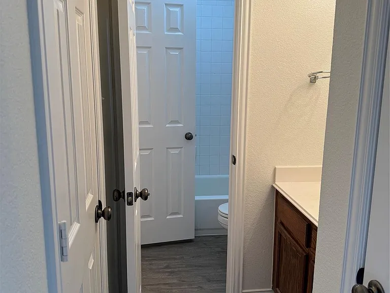 1612 Sweetbay Dr — Photo 9