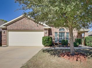 508 Rock Prairie Ln, Fort Worth, TX 76140